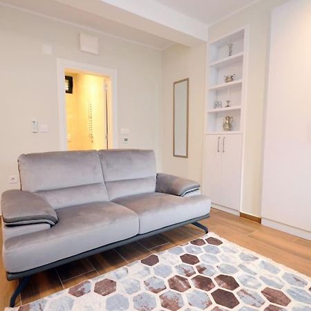 Urban Escape For Two In Kotor Apartment Exterior photo